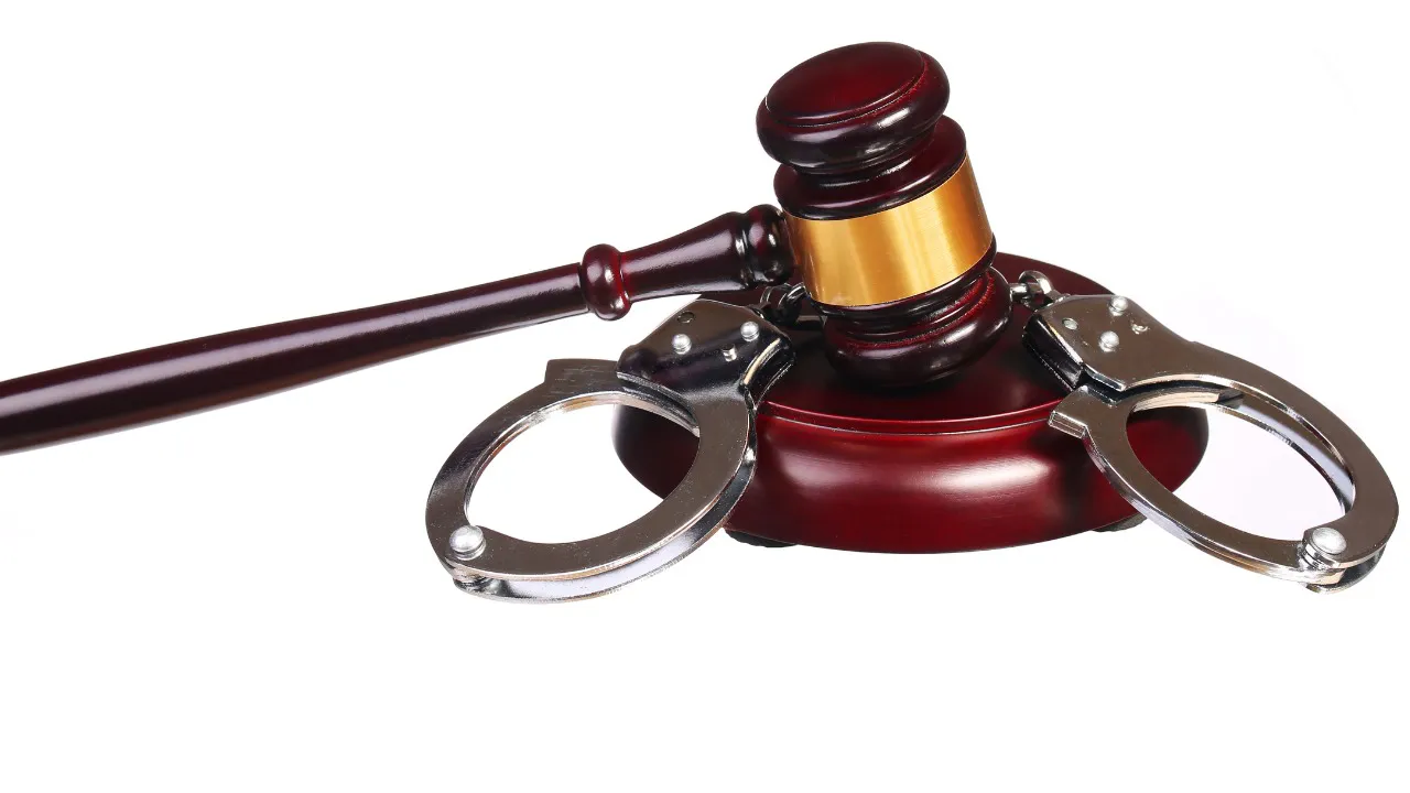 Polislerin Amirleri Tarafından Aşağılanması